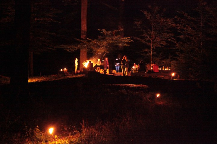 Nightwalk im dunklen&nbsp;Wald